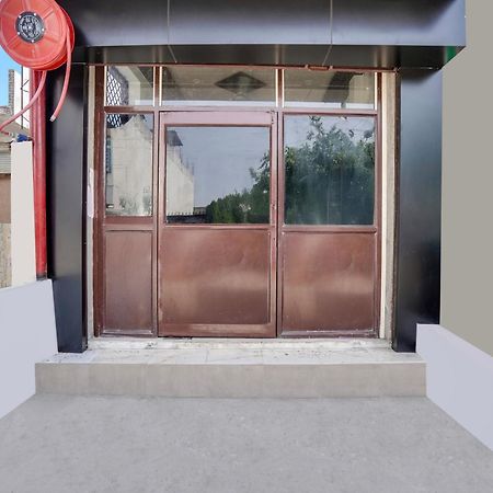 Hotel O The Moon Bareilly Exteriér fotografie