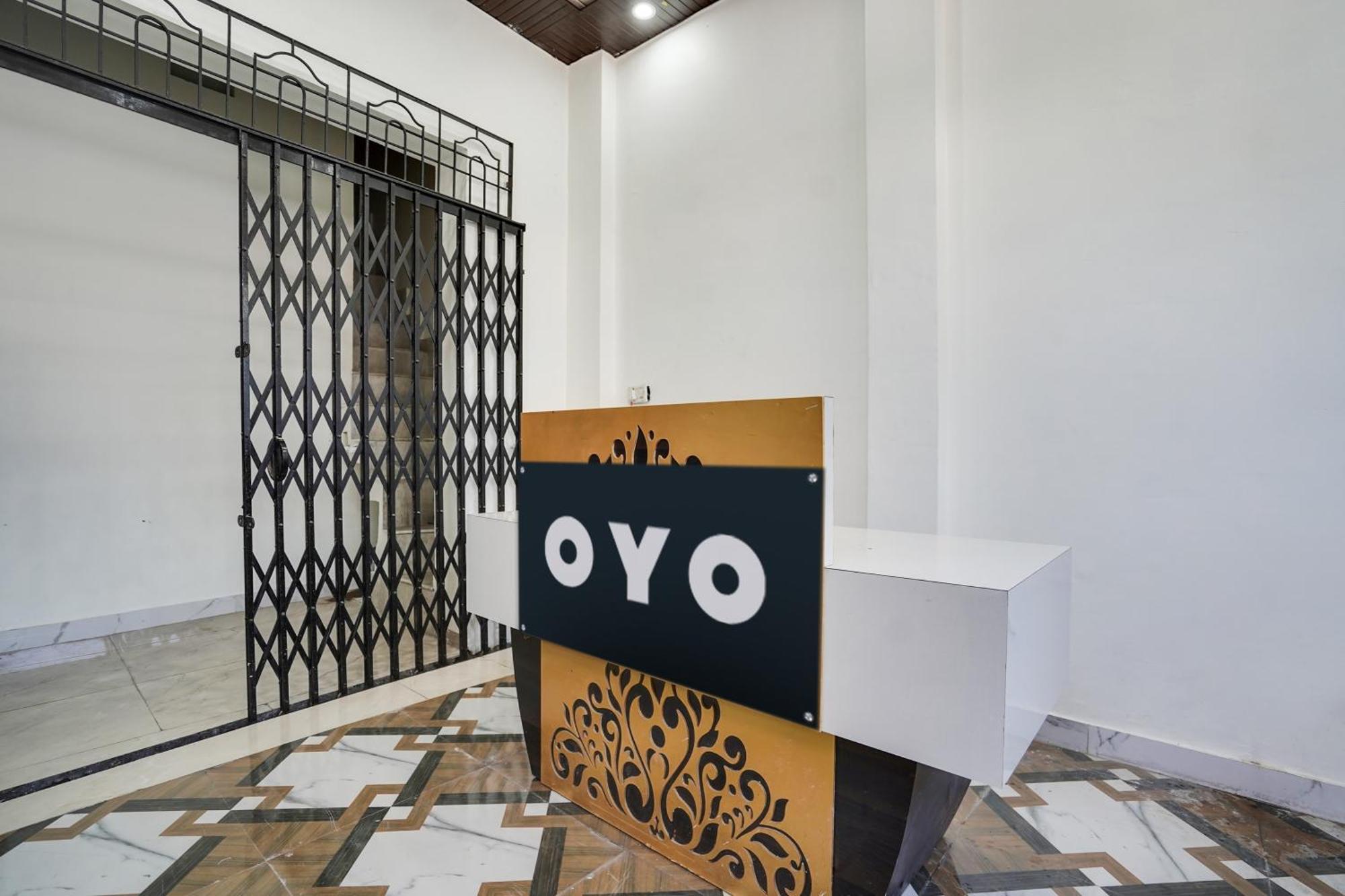 Hotel O The Moon Bareilly Exteriér fotografie